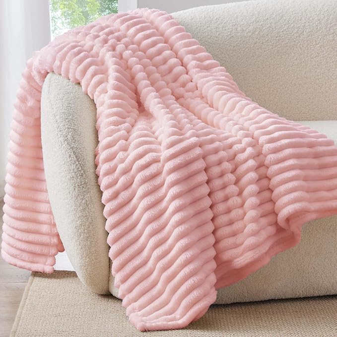 BEDELITE Fleece Pink Throw Blanket - Image 3